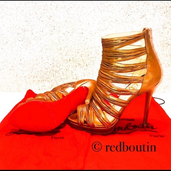 👠SOLD👠Louboutin Gold Tinazata 120 booties pump - Picture 2 of 8